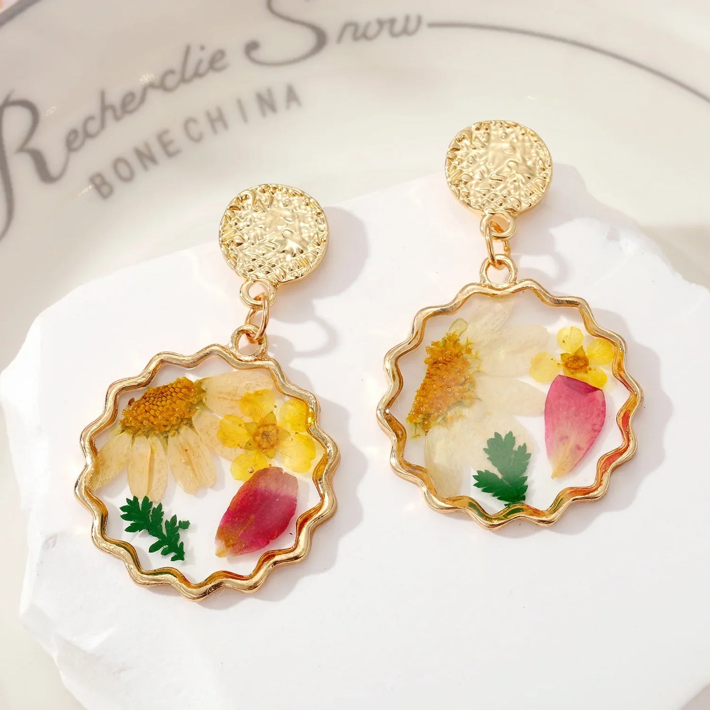 Colorful Natural Flower Earring Transparent Epoxy Resin Pressed Flower Earring Creative Natural Plant Earrings Jewelry Wholesale