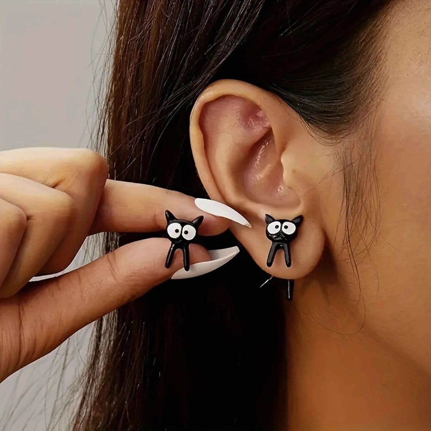 Black Color Cat Design Earrings Stud Trendy Ins Girls Cute Women Earring Animal Design Black Painting