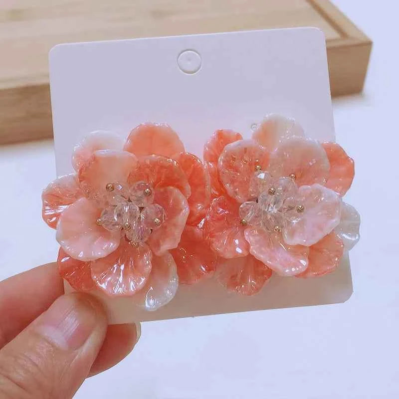 Fashion Colorful Acrylic Resin Vibrant Flower Stud Earrings For Women Sweet Elegant Big Transparent Floral Earrings Jewelry Gift