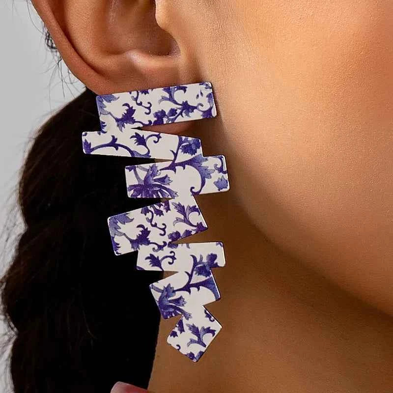 Stud Earrings for Women Personalized Geometric Irregular Ear Accessories Fashion Jewelry Holiday Party Gift OL DE059