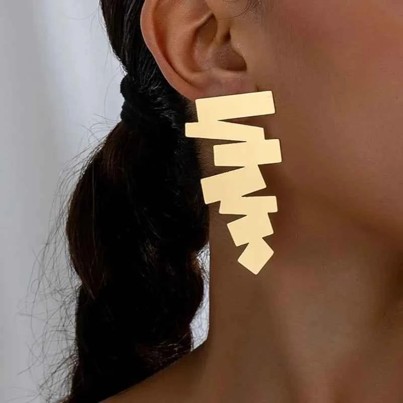 Stud Earrings for Women Personalized Geometric Irregular Ear Accessories Fashion Jewelry Holiday Party Gift OL DE059