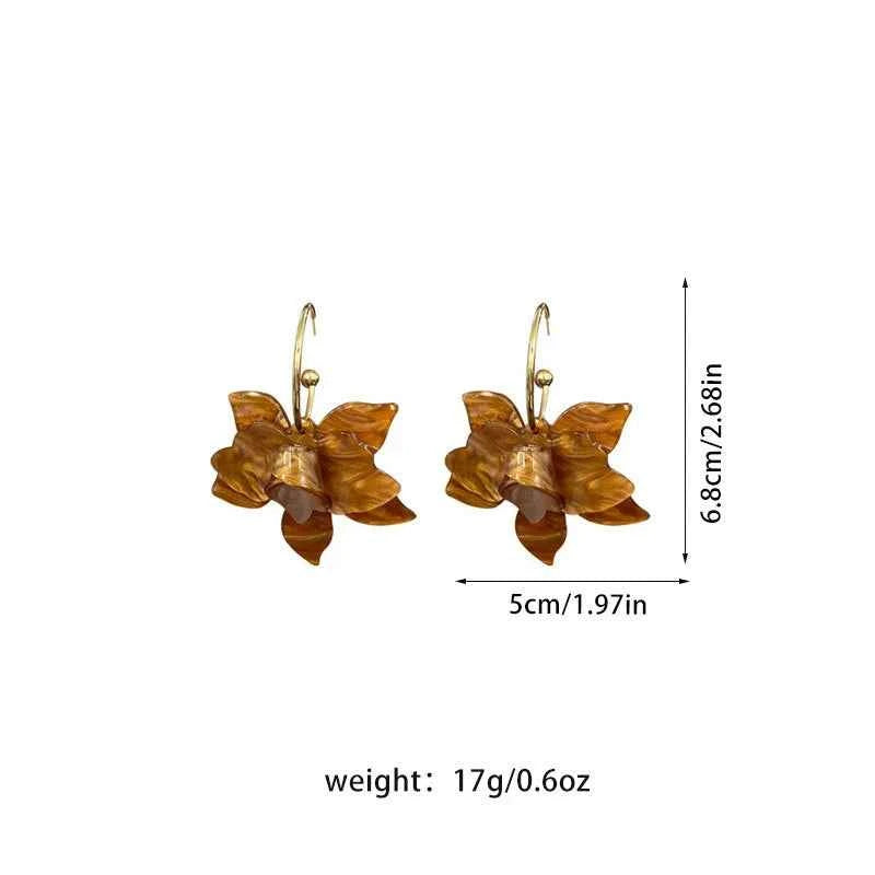 Vintage Temperament White Flower Drop Earrings for Women Delicate Acrylic Big Petals C-Shape Earring Girls Wedding Party Jewelry