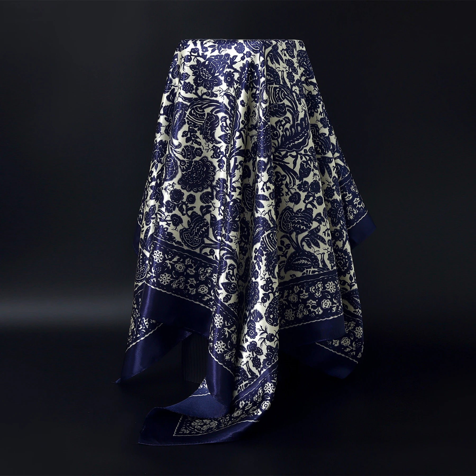 1 piece 35.4 inches Women Shawls Fashion print Summer Kerchief Luxury Brand 90X90CM Bandanna New Foulard Satin Square Headcloth - NamafadStore