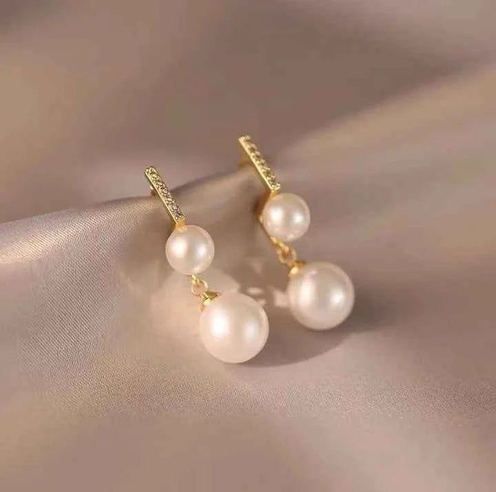 Luxury quality jewelry CC Style Pearl Earrings Vintage Earrings Wholesale modern women's earrings 2025