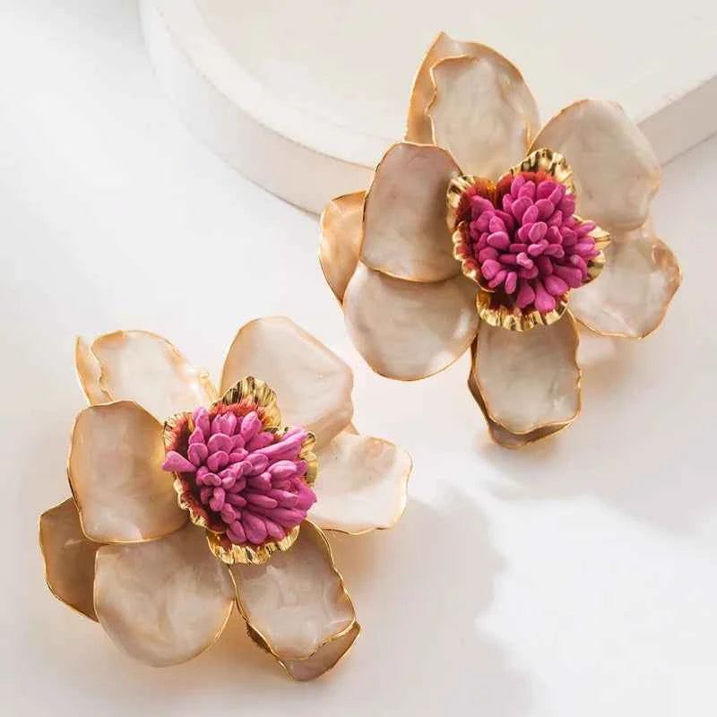Two-tone Large Metal Flower Enamel Post Earrings For Women Fashion Jewelry Holiday Accessories Wholesales Trendy New Style MQ644