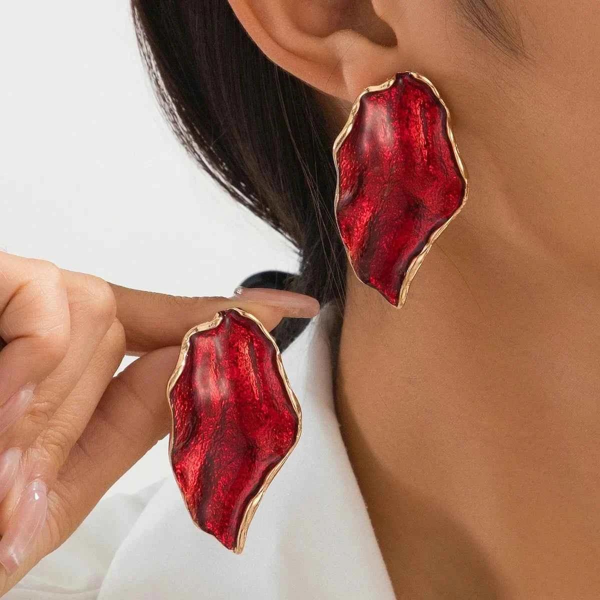 Irregular Pleated Drip Earrings For Women Girls Enamel Glaze Geometric Ear Accessories Fashion Jewelry DE057