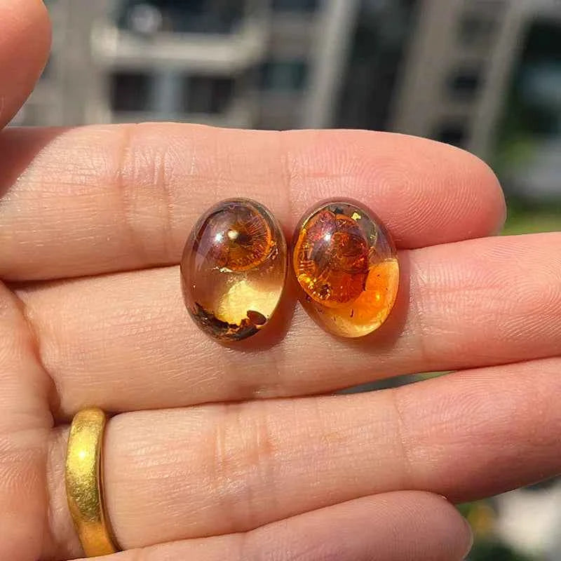 Yoowei Natural Floral Amber Earrings for Girls Chic Sweet Stud Earring Lady Fashion Baltic Oval Amber Jewelry Gift Wholesale