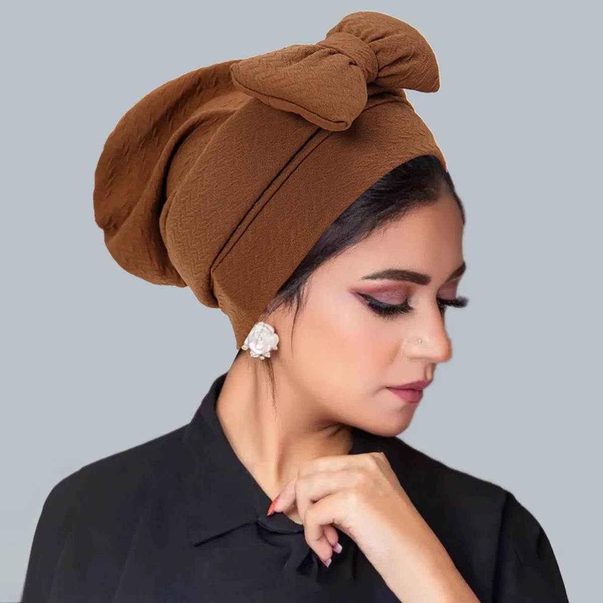 Trendy Crinkle Hijab Solid Color Muslim Ladies Turban Bonnet with Flower Decor for Ramadan and Everyday Wear