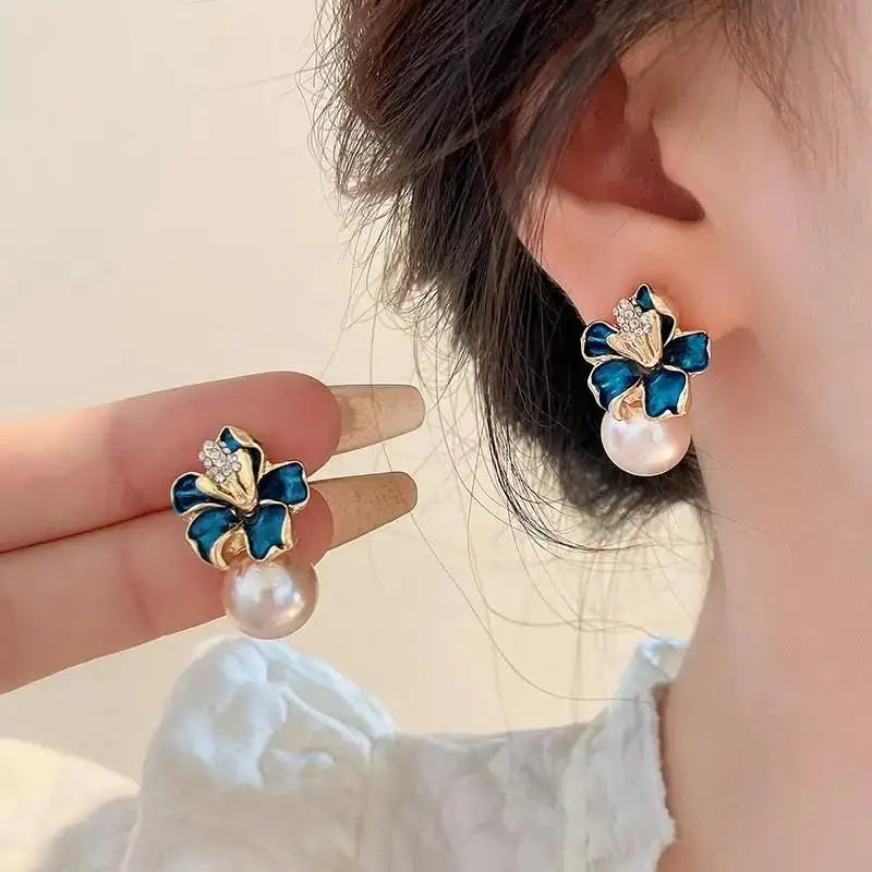 Korean Fashion Heart Drop Earrings For Women Jewelry 2025 Trending Creative Women's Earrings Ear Buckle Accessories Pendientes