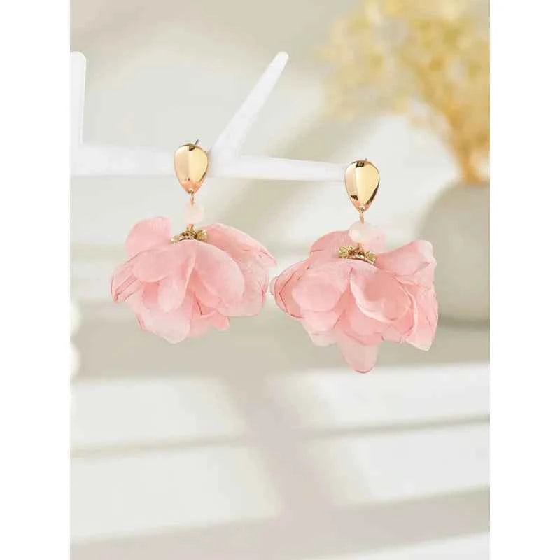 Luxury Flower Designer Earrings for Women Korean Stylish Plant Earrings Jewelry Mothers Day Gifts 2025