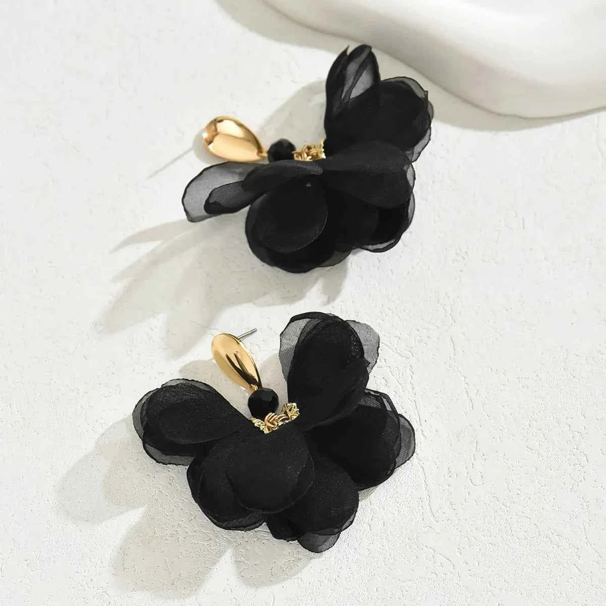 Luxury Flower Designer Earrings for Women Korean Stylish Plant Earrings Jewelry Mothers Day Gifts 2025