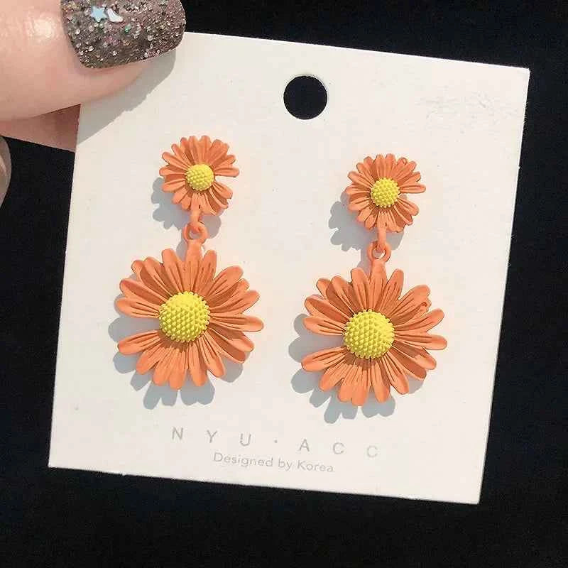 Charm Colorful Resin Daisy Drop Dangle Earrings for Women Classic  Brincos Yellow Flower Stud Earring Summer Jewelry Accessories