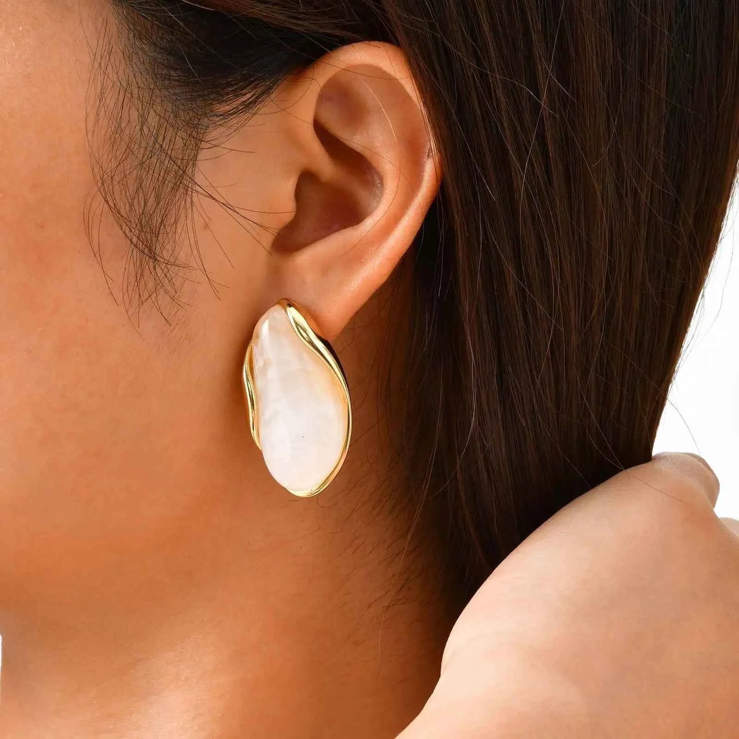 Vnox 2025 Autumn New Brown Resin Geometric Stud Earrings,Stainless Steel 18k Gold-plated Ear Needle,Piercing Jewelry For Women