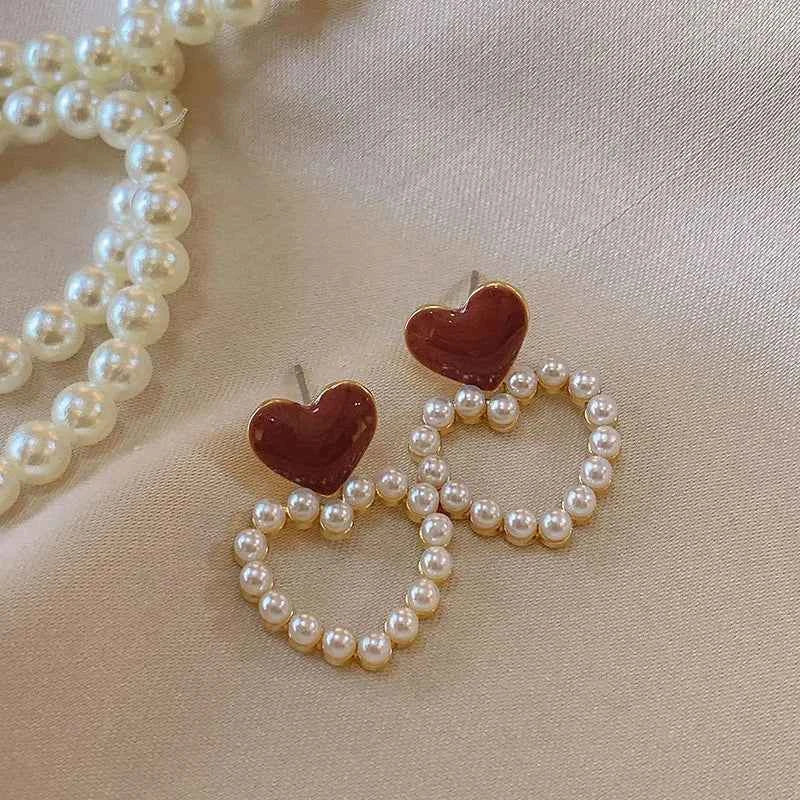 Luxury quality jewelry CC Style Pearl Earrings Vintage Earrings Wholesale modern women's earrings 2025