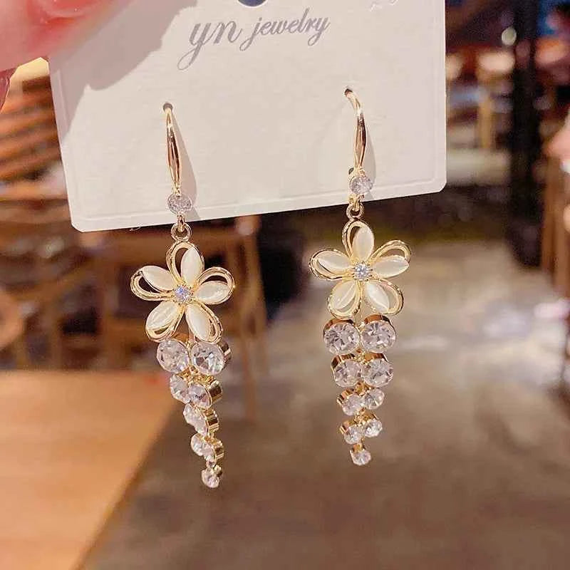 New Exquisite Zircon Opal Flower Earrings For Women Shiny Rhinestone Long Tassel Earring Girls Wedding Party Temperament Jewelry