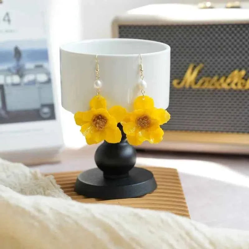 Multicolor Natural Flower Earrings Handmaking Epoxy Resin Natural Flower Earrings Unique Plant Earring Floral Jewelry Wholesale