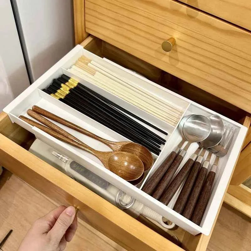 Silverware Drawer Organizer Expandable Cutlery Organizer Utensil Tray for Kitchen Adjustable Flatware Tray Cutlery Holder
