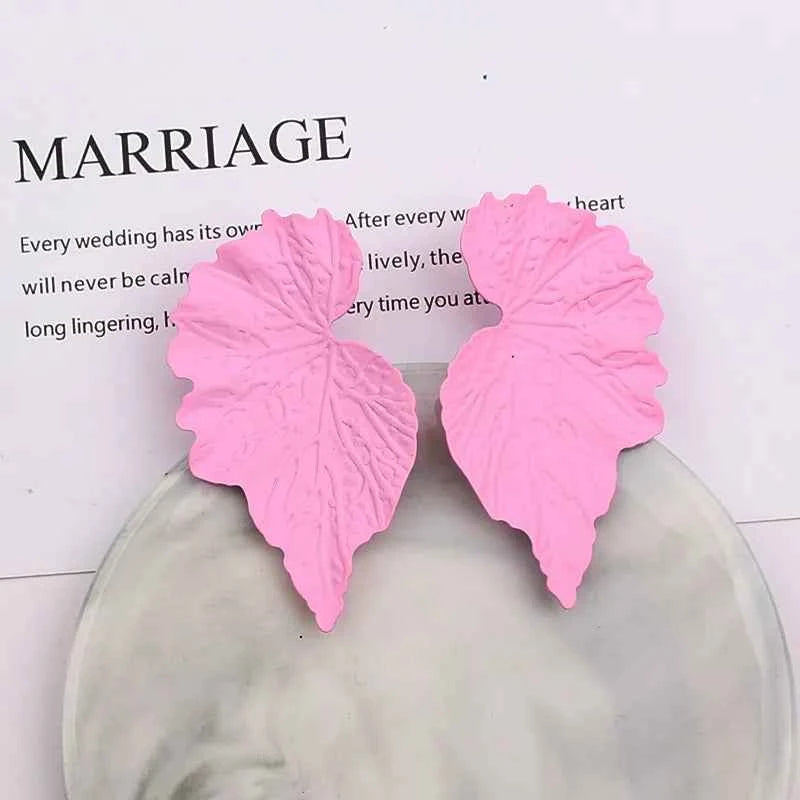 Fashion Pink Crystal Heart Flower Earrings for Women Cute Party Romantic Hollow Leaf Peach Triangular Cherry Pearl Ear Jewelry