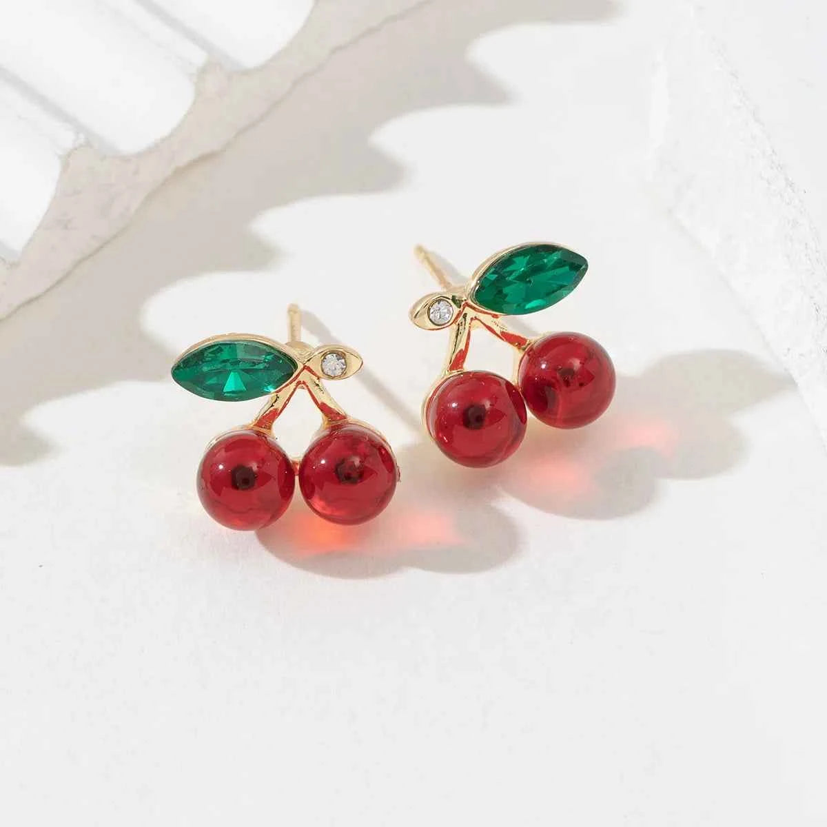 New Cute Red Resin Cherry with Shiny Cubic Zirconia Pendant Earrings for Women Sweet Jewelry Accessories Holiday Gifts