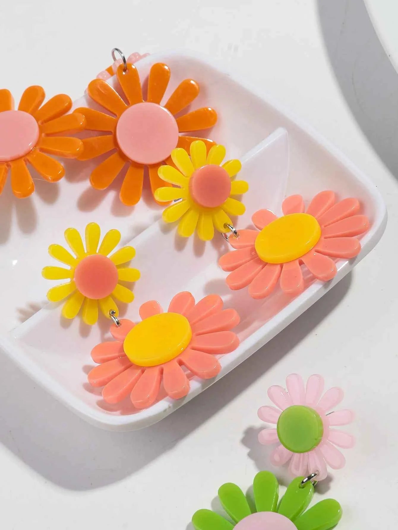 Boho Colorful Acrylic Sunflower Women's Earrings 2024 Trendy Geometric Daisy Flower Long Drop Earring Cute Simple Jewelry Gifts