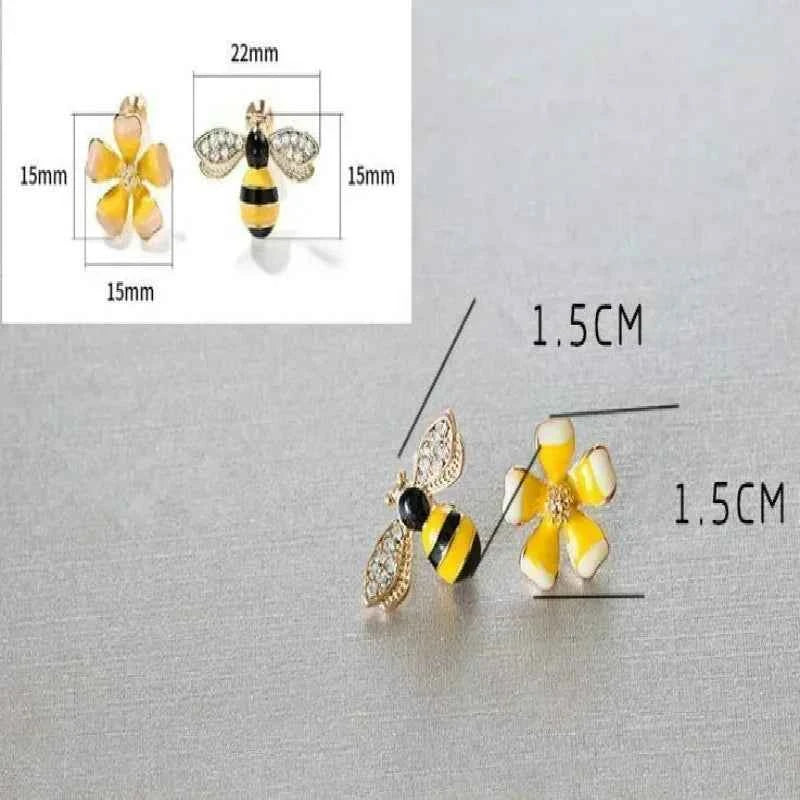 Women Summer Fashion Cute Bee Flower Earrings Girl's Versatile Style Asymmetric Creative Exquisite Earrings Gifts Accessories