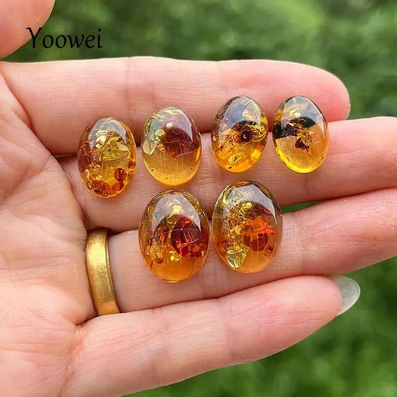 Yoowei Natural Floral Amber Earrings for Girls Chic Sweet Stud Earring Lady Fashion Baltic Oval Amber Jewelry Gift Wholesale