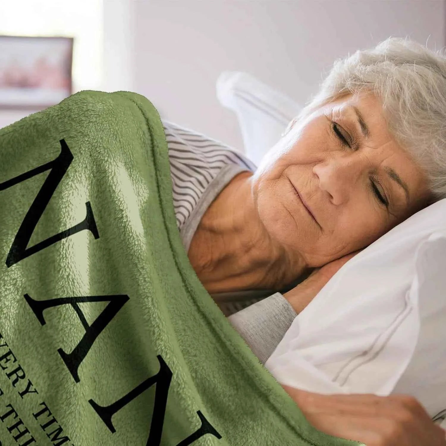 1PC Gift Blanket To Nana to Grandma Flannel Thin blankets for birthday gifts Mother's day festival Perfect gifts four season use