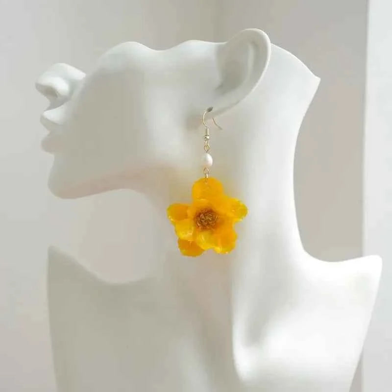 Multicolor Natural Flower Earrings Handmaking Epoxy Resin Natural Flower Earrings Unique Plant Earring Floral Jewelry Wholesale