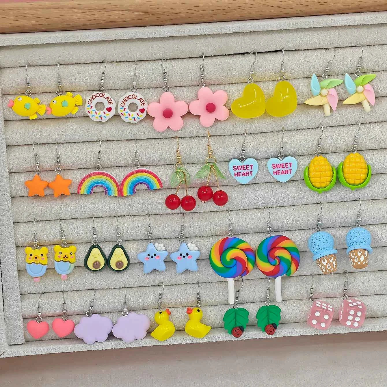 40pcs Cross border Hot selling Luminous Resin Earrings Fun Simulation Love Rainbow Candy Corn Pendant Earrings Set