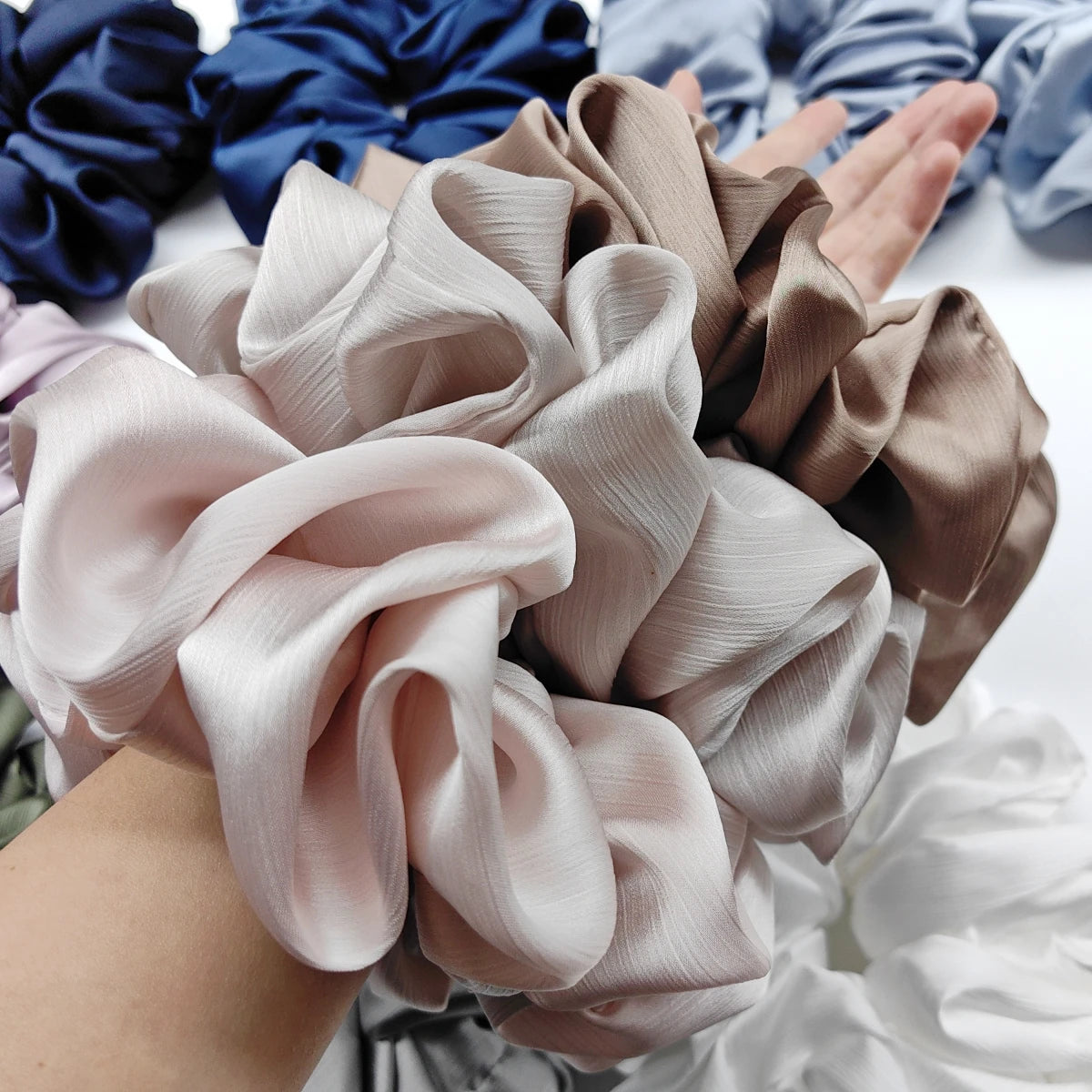 17Colors Big Size Crepe Satin Scrunchies Muslim Women Custom Elastic Volumizing Oversized Neat stitching Bunch Hair Tie - NamafadStore
