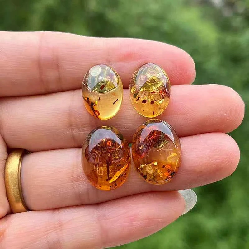 Yoowei Natural Floral Amber Earrings for Girls Chic Sweet Stud Earring Lady Fashion Baltic Oval Amber Jewelry Gift Wholesale