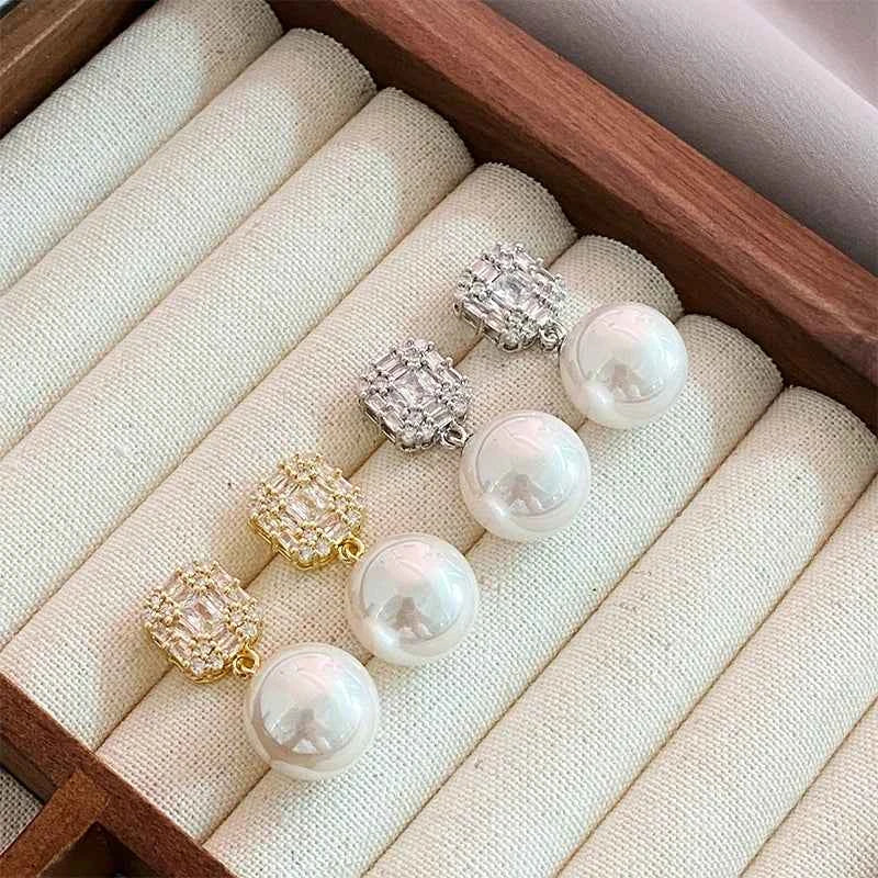 Luxury Shiny Zircon Crystal Pearl Pendant Gold Color Earrings 2025 Fashion Jewelry Party For Women's Exquisite Ear Accessories