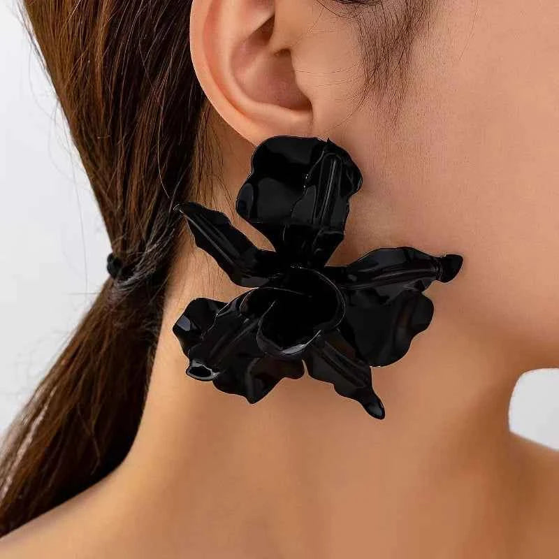 Exaggerated Large Size Spray Paint Flower Stud Earrings For Women Girls Holiday Party Gift Fashion Jewelry Ear Accessories DE049