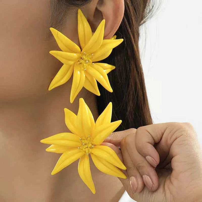 Beaded Three-dimensional Large Flower Earrings For Women Girls Hand-woven Ear Accessories Fashion Jewelry Holiday Party AE302