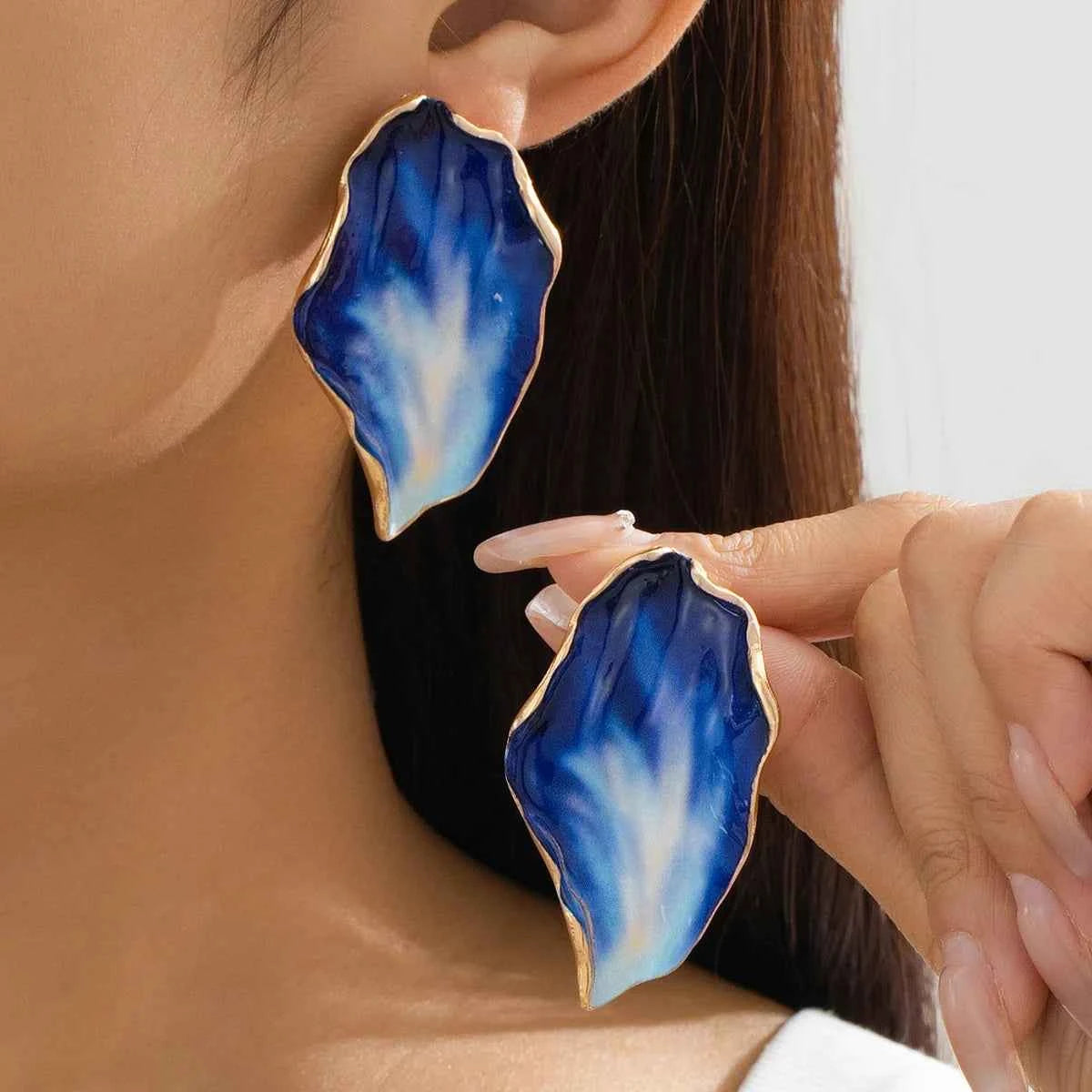 Irregular Pleated Drip Earrings For Women Girls Enamel Glaze Geometric Ear Accessories Fashion Jewelry DE057