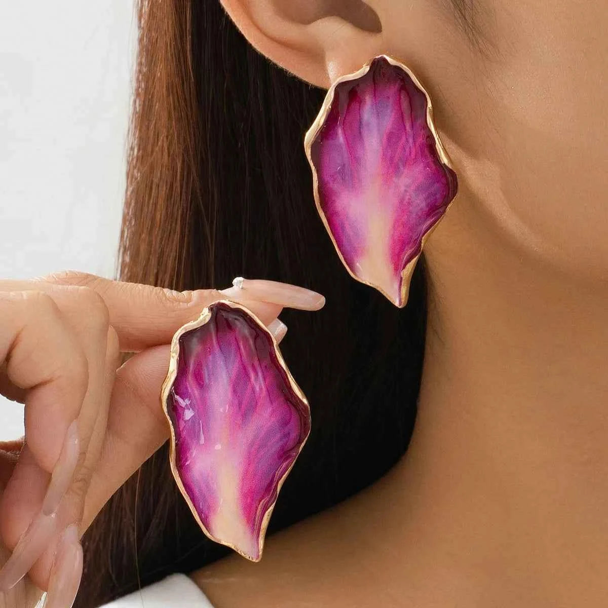 Irregular Pleated Drip Earrings For Women Girls Enamel Glaze Geometric Ear Accessories Fashion Jewelry DE057