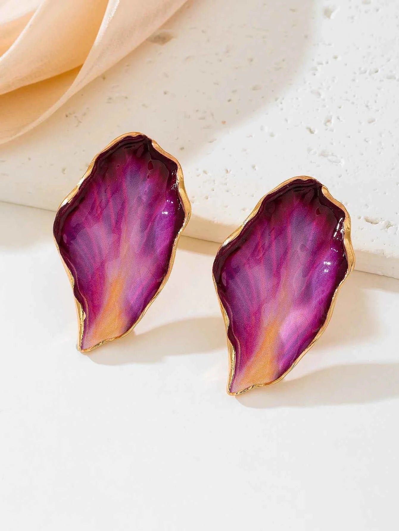 Irregular Pleated Drip Earrings For Women Girls Enamel Glaze Geometric Ear Accessories Fashion Jewelry DE057