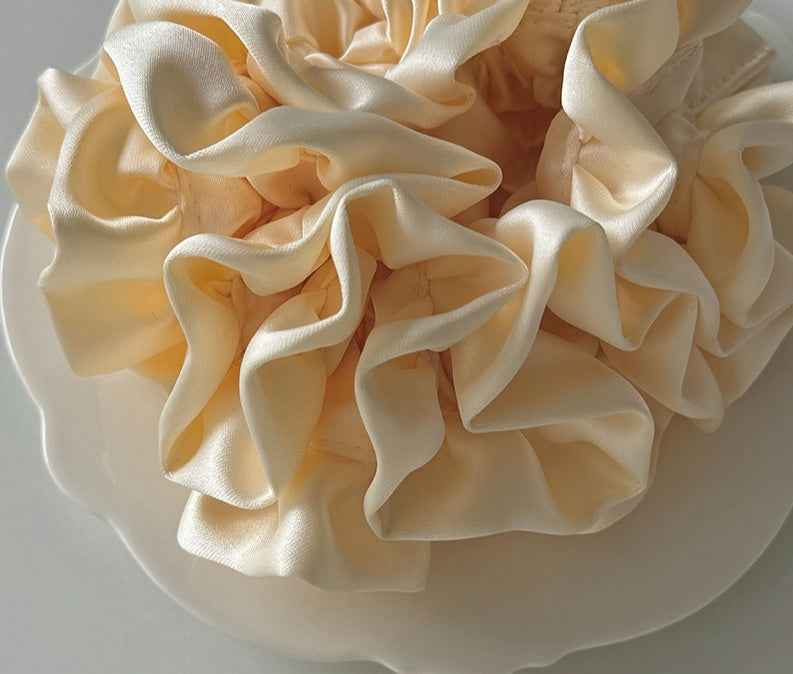 Satin Pleated Hydrangea Hair Ring – Large Flower Headdress, Elegant Women’s Hair Accessory